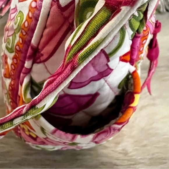 VERA BRADLEY Lilli Bell On The Go Crossbody Pink Green White Tulip Floral 2013 - Picture 10 of 16